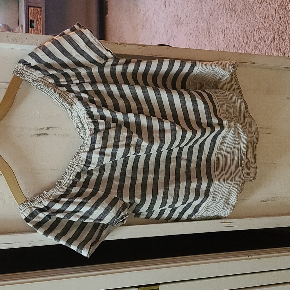 Lucky brand Peasant top